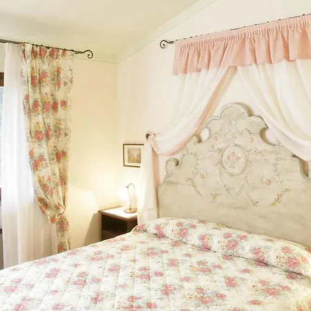 E San Crispino Alloggio per agriturismo