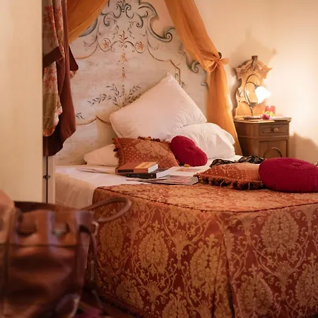 E San Crispino Alloggio per agriturismo *