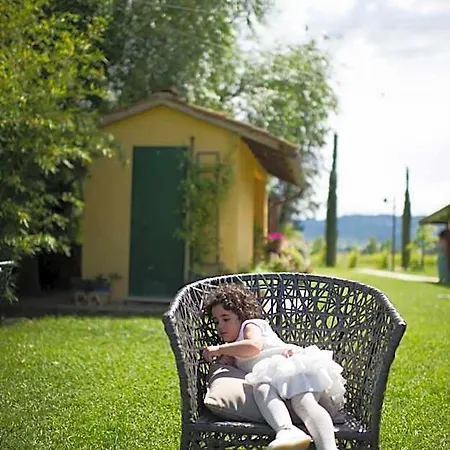 E San Crispino Farm stay