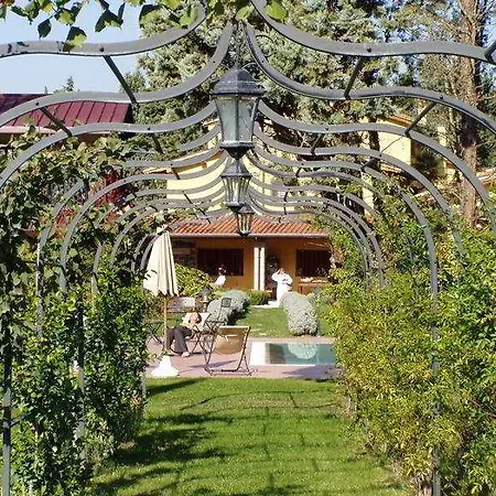 E San Crispino Farm stay